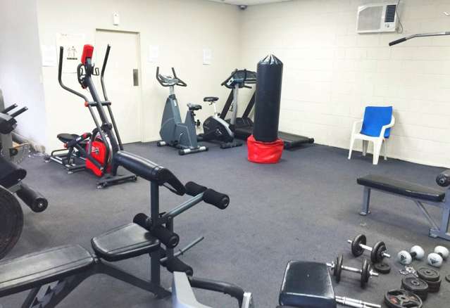 2D/10 Crown Lynn Place New Lynn_4