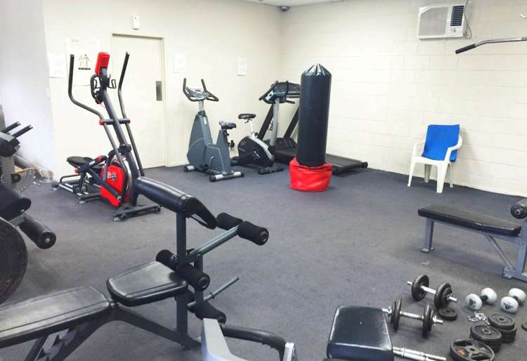 2D/10 Crown Lynn Place New Lynn_4