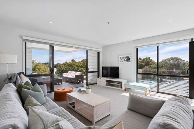 402/2A Raurenga Avenue Royal Oak_2