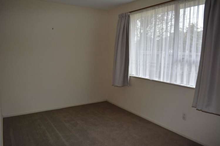 2/3 Sawtell Place Northcote_5