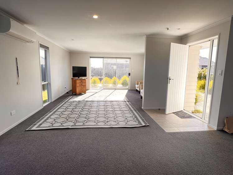 16 Empire Crescent Papamoa_2