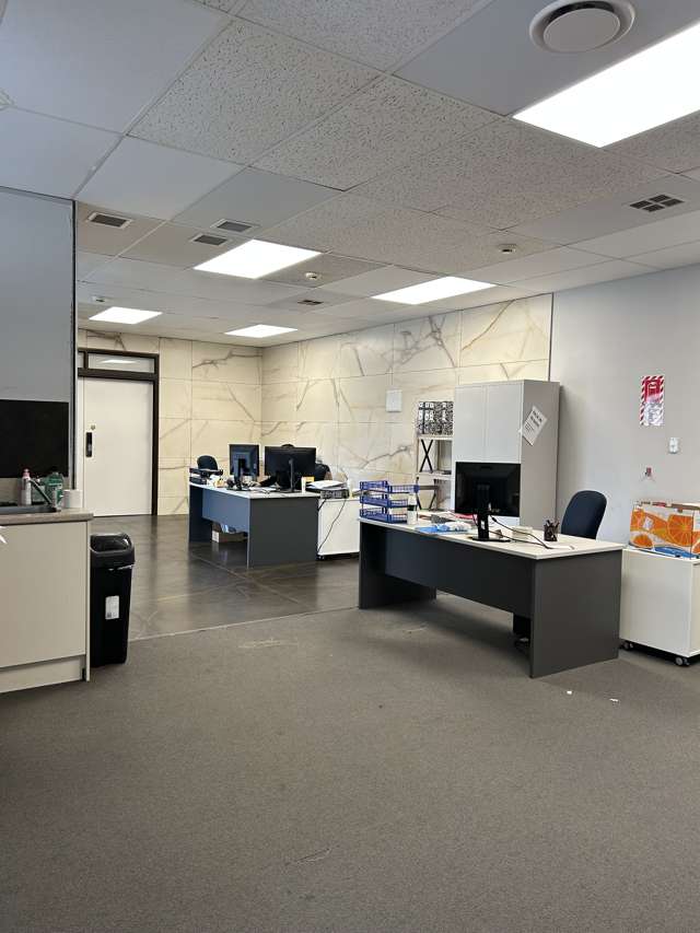 Office Area of 150m2 For Lease