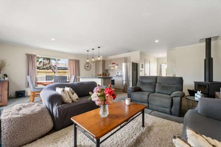 13 Macloughlin Drive Te Puke_1