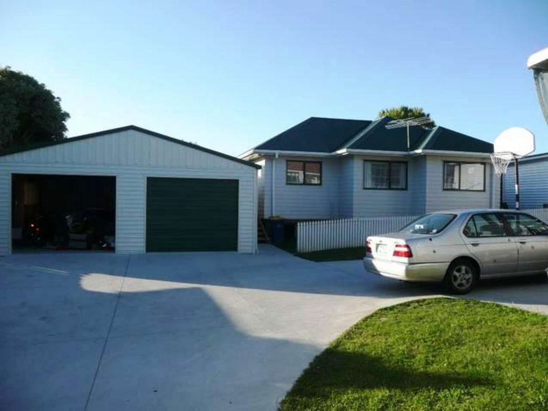 A/11 Sherwood Avenue Te Atatu South_0