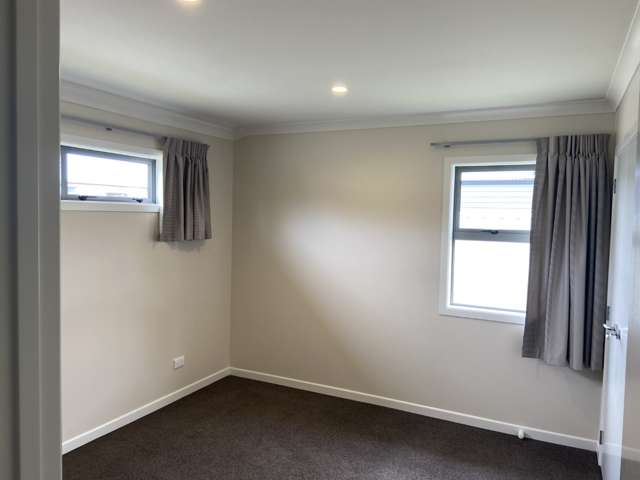 1013a Beatty Street 10490_3