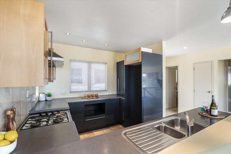 12/48a Exmouth Road Northcote_11