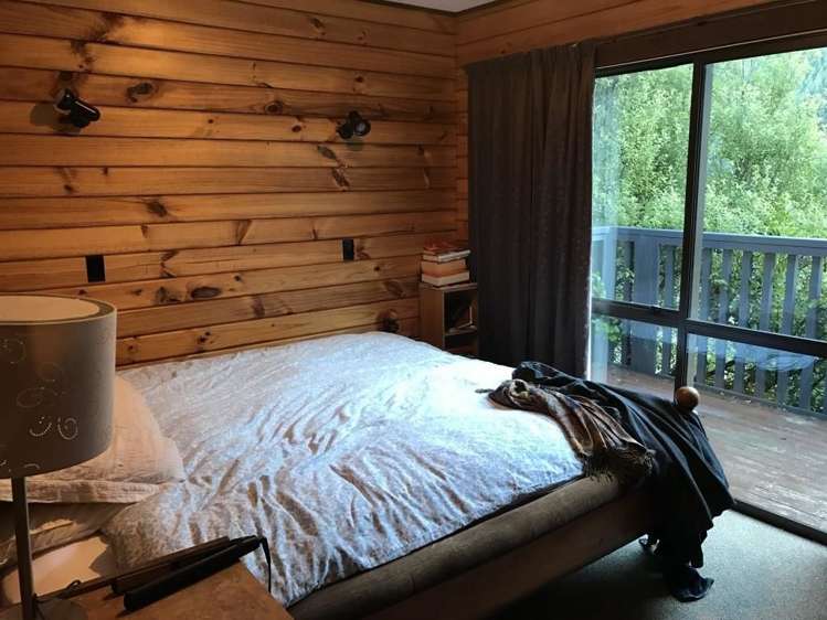 9 Mackinnon Terrace Fernhill/Sunshine Bay_5