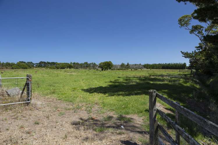 810 Gill Road Kaitaia_37