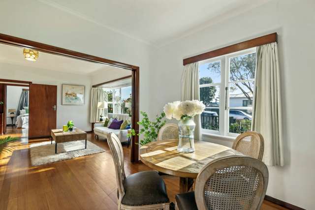 1/112 Carrington Road Mount Albert_1