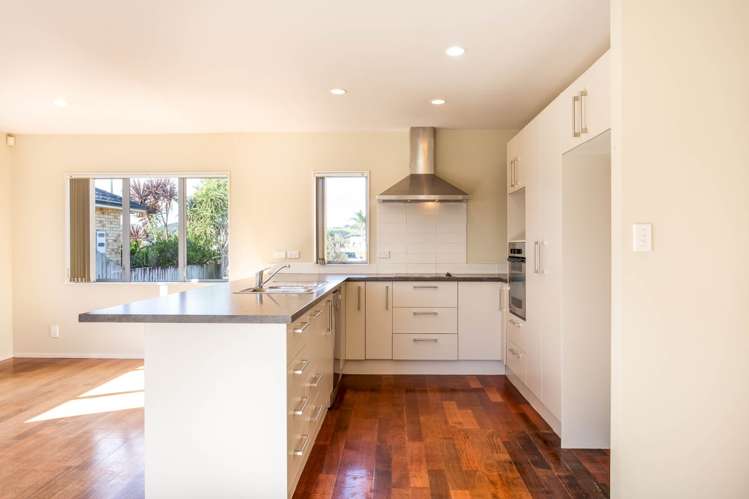 15 Raabia Close_5