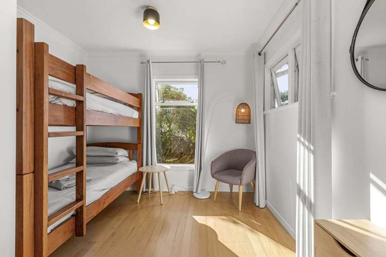 1a Cross Street Raglan_17