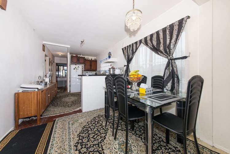 1/20 Coburg Street Henderson_18