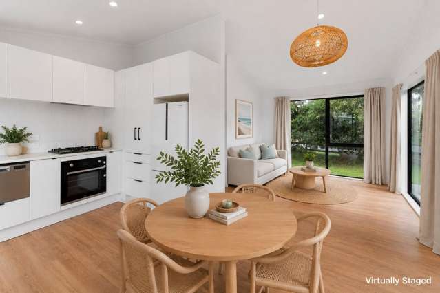 42 Norfolk Crescent Otaki Beach_3