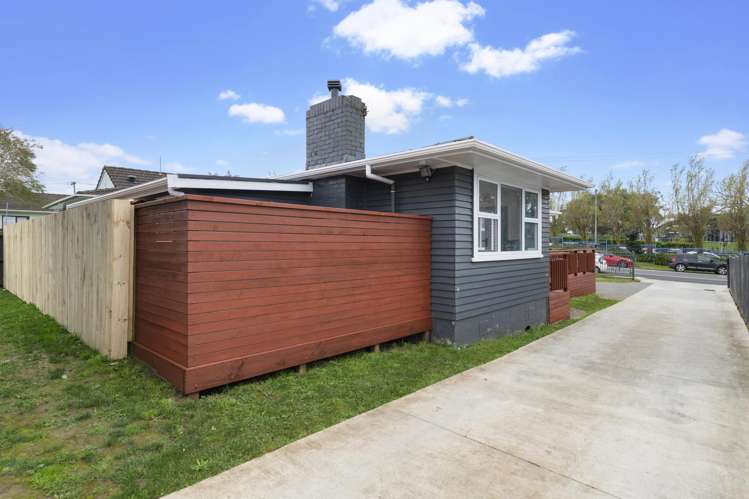 84 Mountain Road Mangere Bridge_23