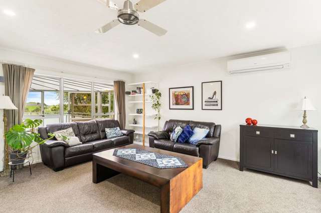 54 Marendellas Drive Bucklands Beach_1