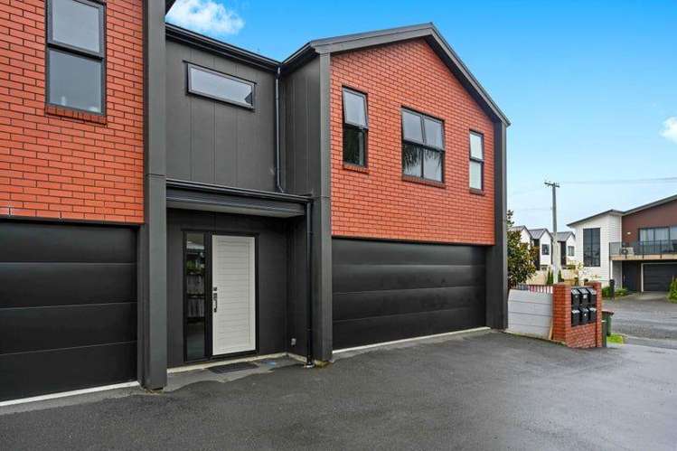 1/3 Charlemont Street Whitiora_11