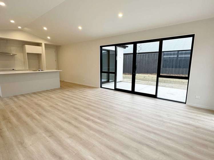 11 Jean Batten Lane Rolleston_5