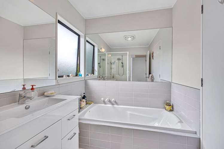 1/11 Bernleigh Terrace West Harbour_18