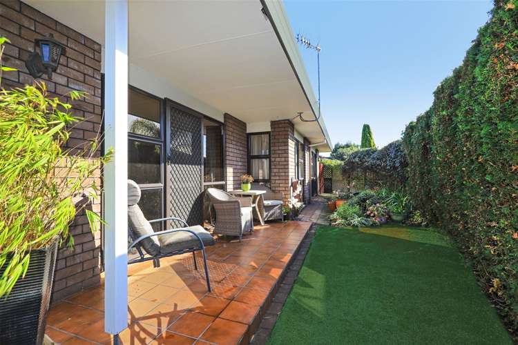 1/703 Charles Street Raureka_11