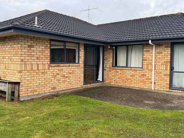 For Rent – Spacious Family Home in Waiuku