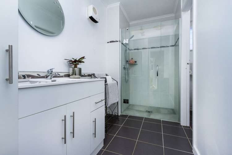 553 Richardson Road Mount Roskill_10