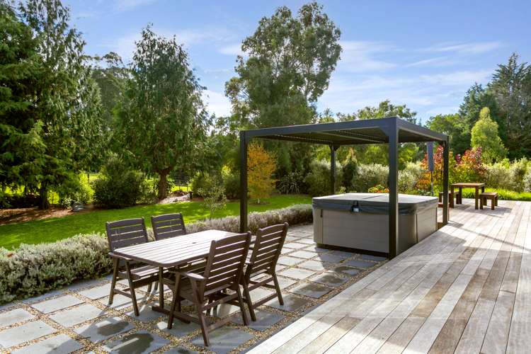 180 Mapara Road Acacia Bay_10