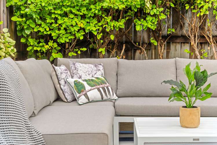 57 Amberley Avenue Te Atatu South_23