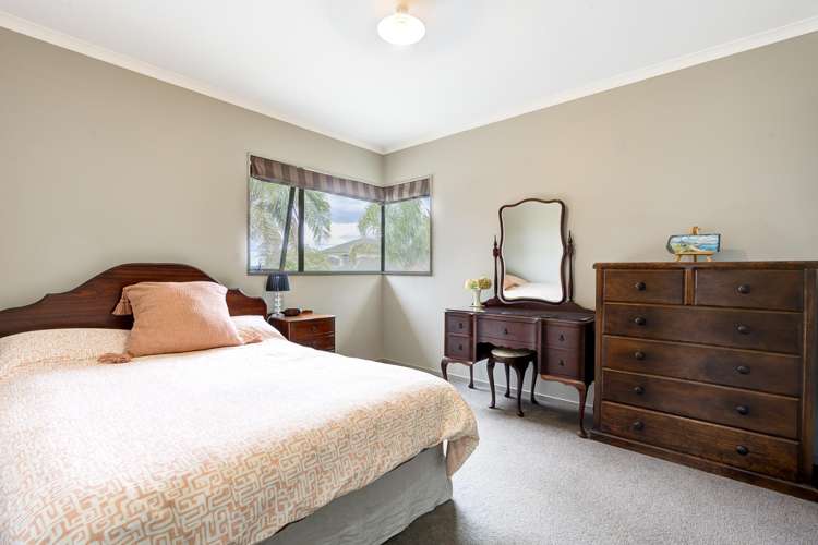 41 Heathfield Avenue Huntington_14