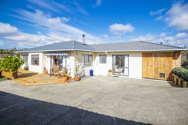 49 Garton Drive Massey_1