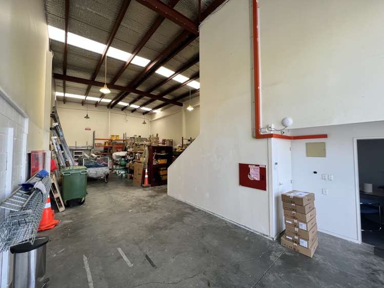 2/65 Nelson Street Petone_3