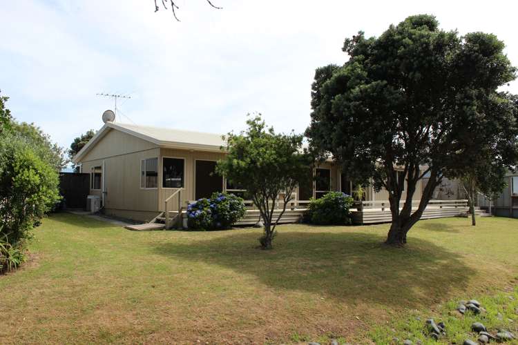 158 The Fairway Matarangi_17