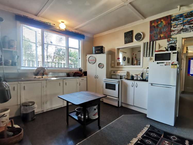 92 Bealey Street Hokitika_2