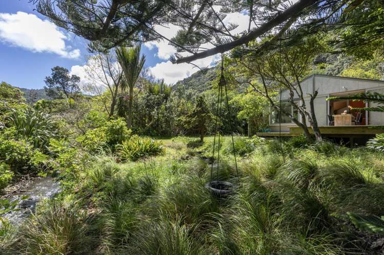 34 Karekare Road Karekare_27