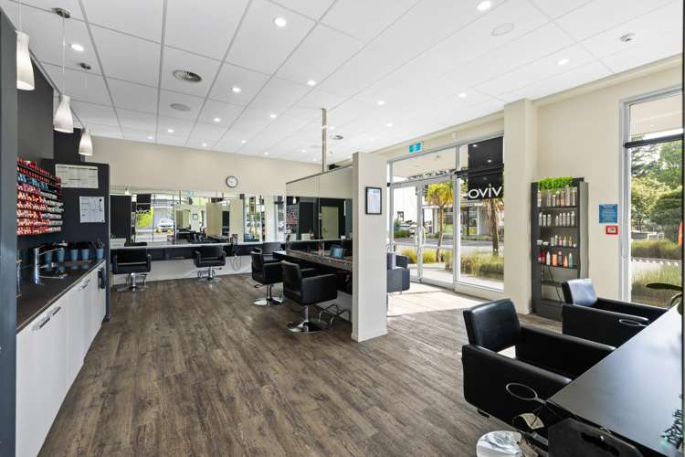 1 and 2/4 The Grange, Fairwater Road Warkworth_5