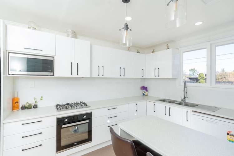 9 & 9A Odette Street Bader_27