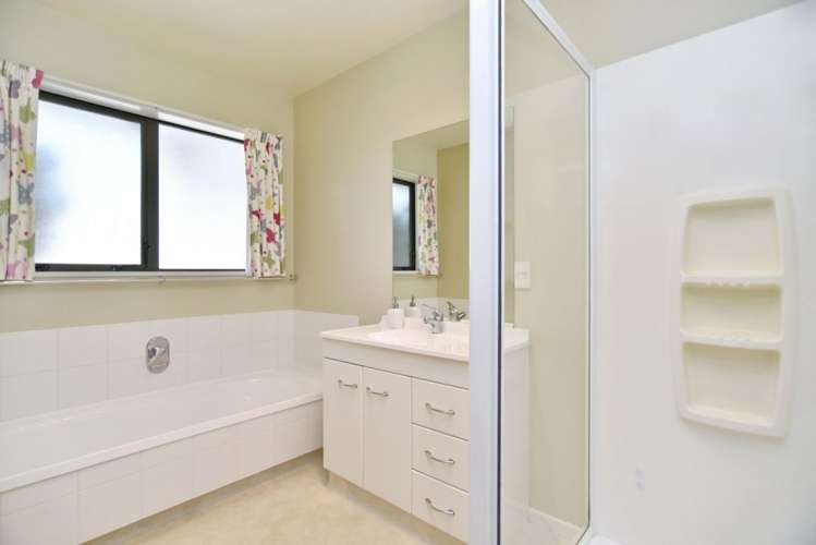 17v Matawai Close Rangiora_17