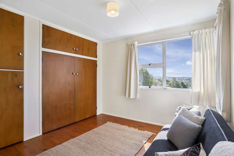 15 Highland Avenue Titirangi_12
