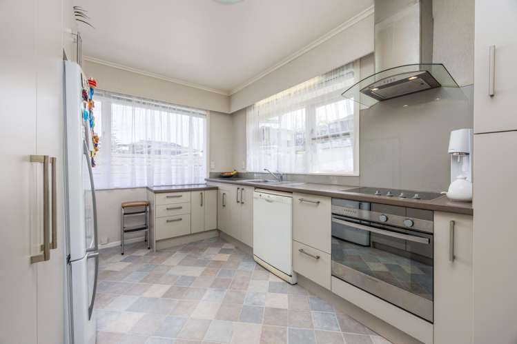 14 John Davis Road Mt Roskill_8