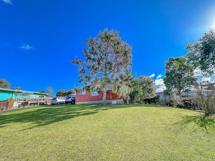 4 Staverton Crescent Mangere_13