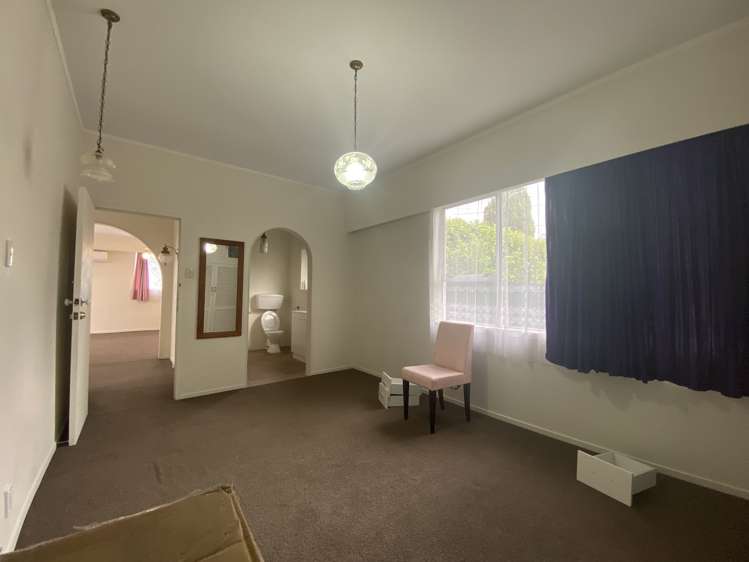 53 West Coast Road Glen Eden_7