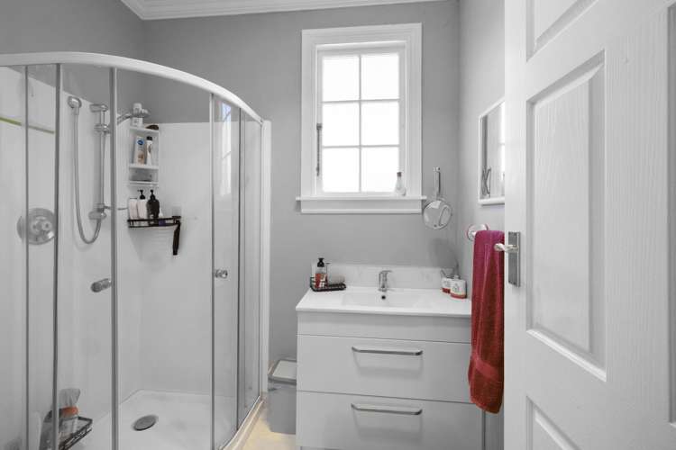 1324 Egmont Road Egmont Village_26