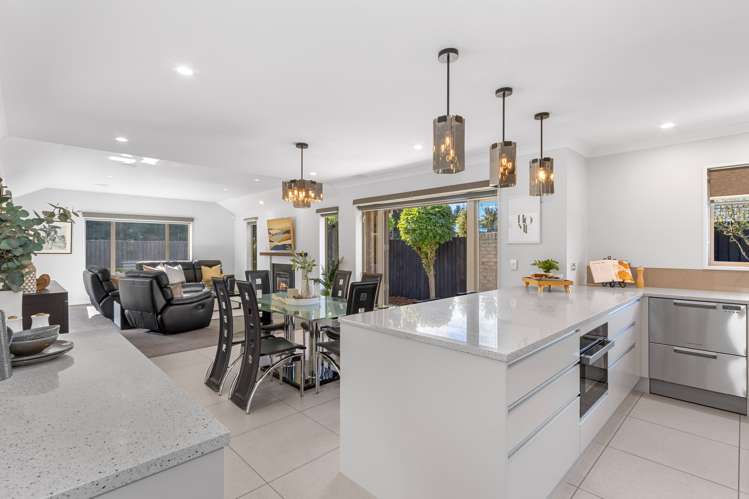 17 Ruahine Place Parklands_12