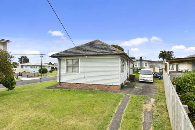 32 Whitley Crescent Otara_3