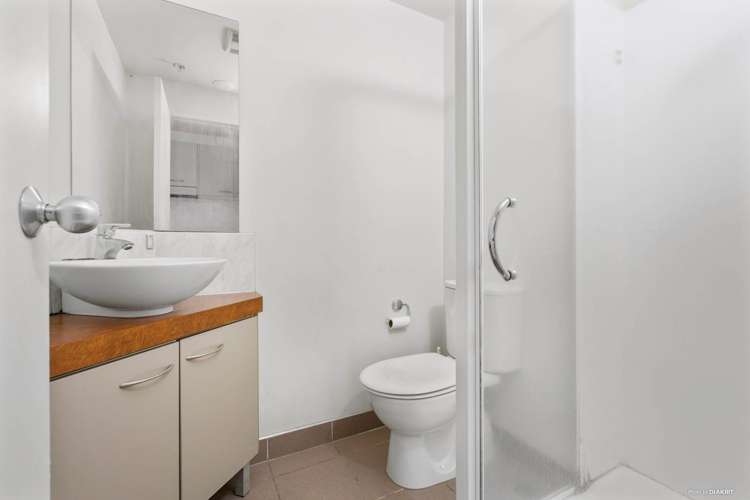 406/135 Hobson Street Auckland Central_6