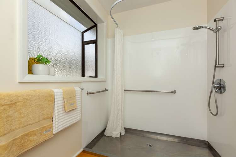 156 Tilley Road Paekakariki_13