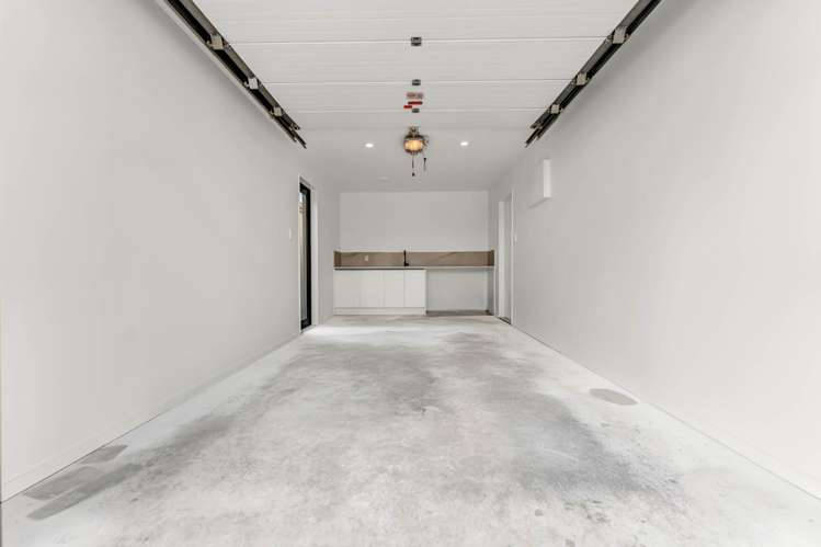 38 Paretao Street Massey_33