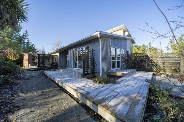 112 Pasture Street_0