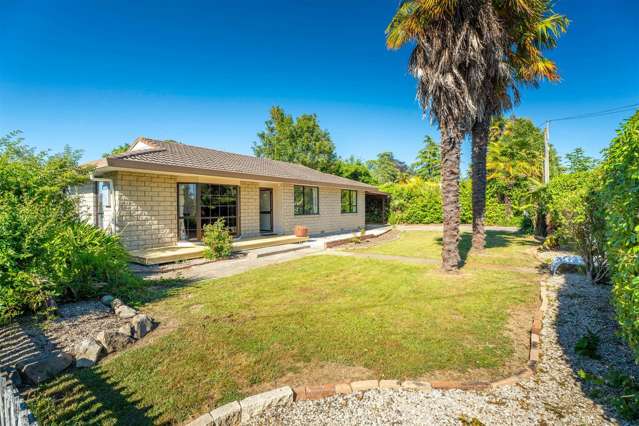 Great Leasehold Home for Families or Investors