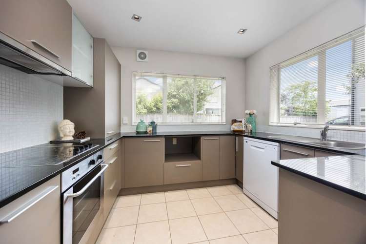 10 Pecan Place Avondale_5