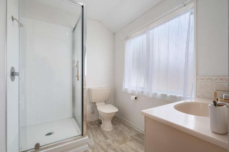 39 Showgate Avenue Sockburn_12